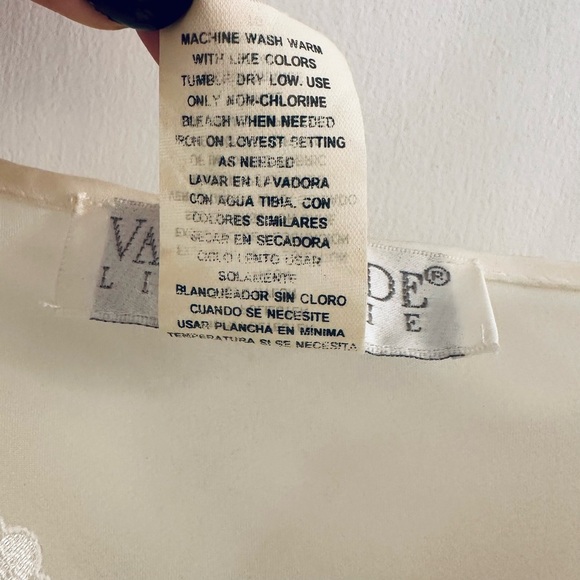 Vintage 1980’s Val Mode Lingerie Ivory White Lace Slip with Rose, Women Size XL - Picture 10 of 15